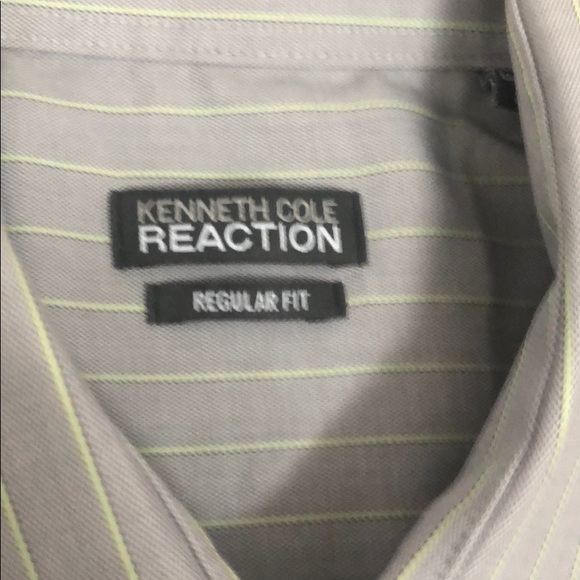 Barely worn Kenneth Cole button down - Picture 2 of 4
